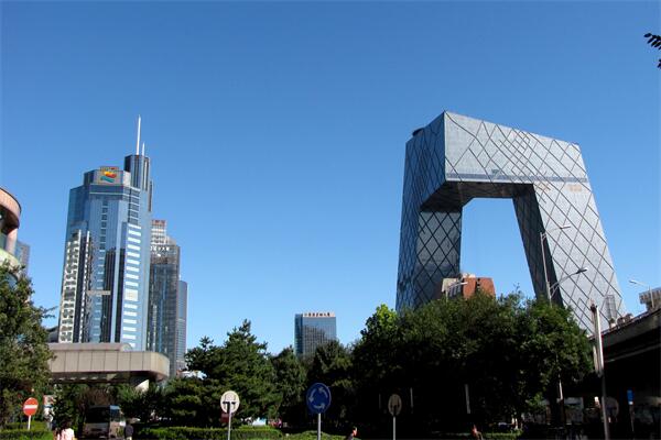 如山厚爱记心间　踔厉奋发新征程